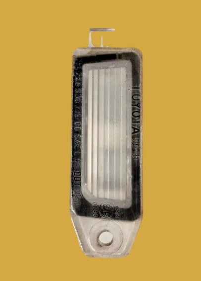 1997-01 OEM TOYOTA Camry License Plate Light Lens 2KA 938715-00