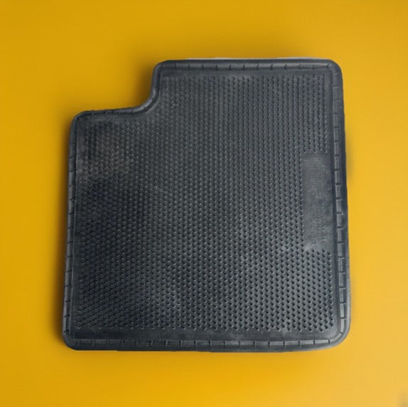 1997-01 OEM Toyota Camry XLE/LE/CE Rear LH (Passenger) Carpet/Mat 00208-32970