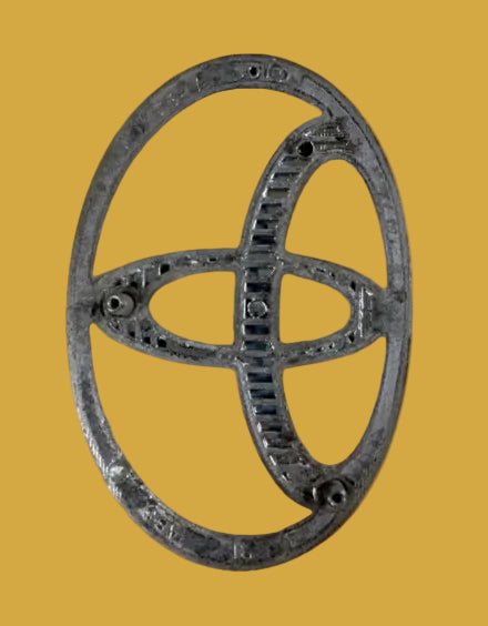 2000-04 OEM Toyota Avalon Rear Emblem Logo